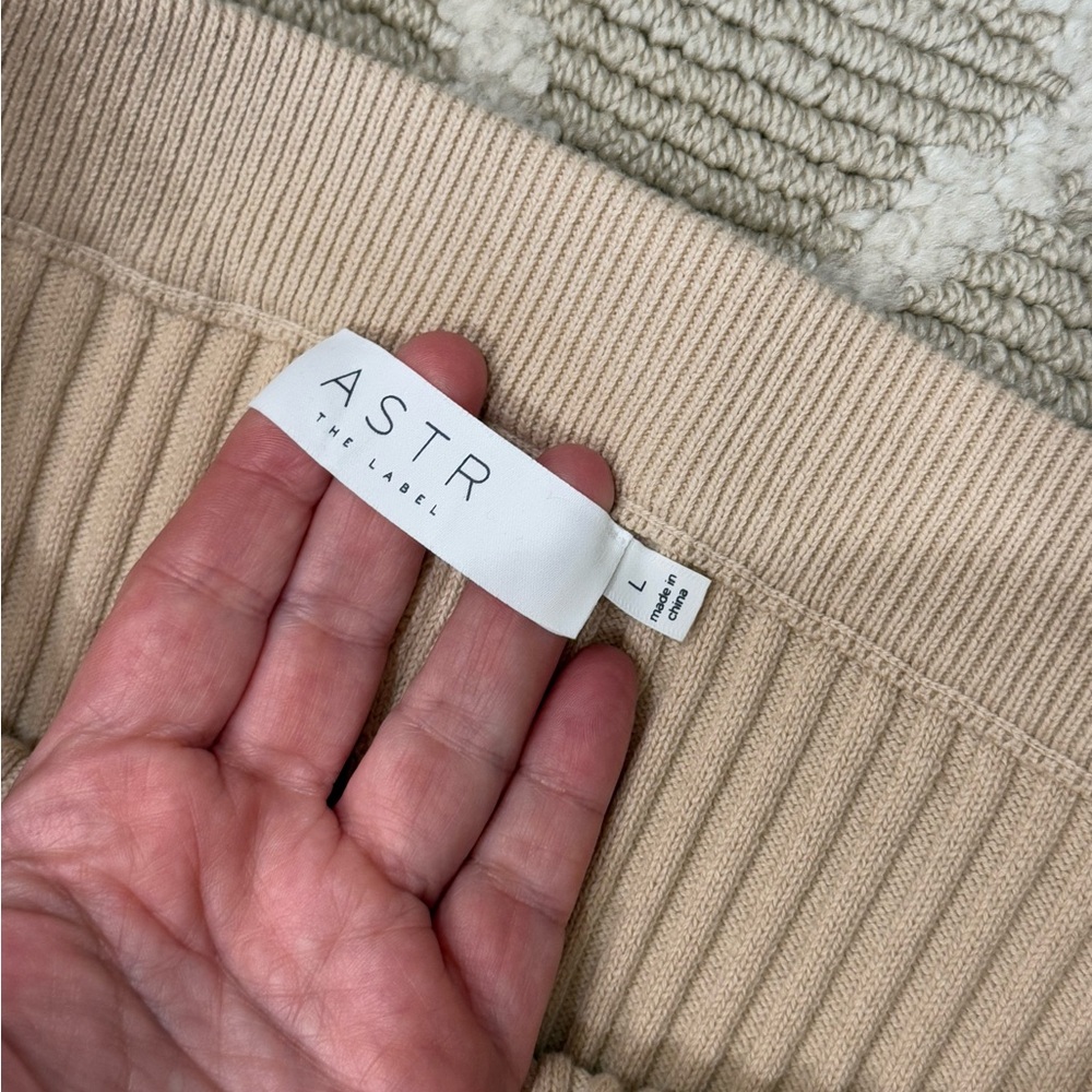 ASTR The Label Ribbed Pant - Picture 4 of 4